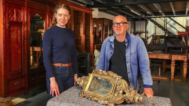 Salvage Hunters: The Restorers