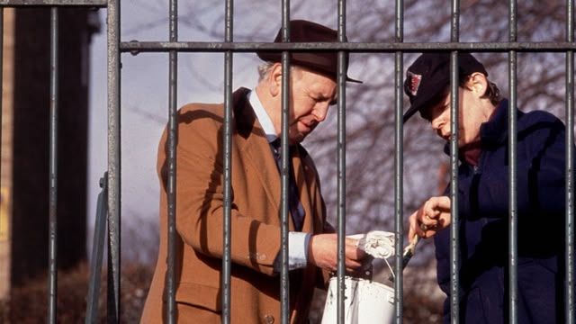 Minder