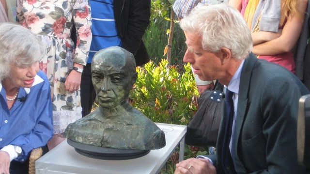 Antiques Roadshow