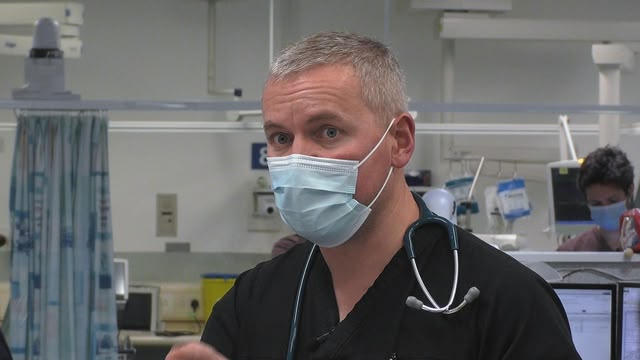 24 Hours in A&E
