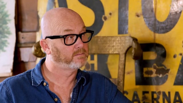 Salvage Hunters: The Restorers