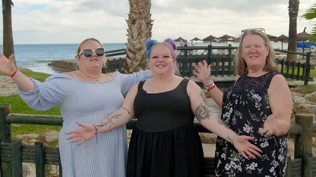 Bargain‑Loving Brits in the Sun