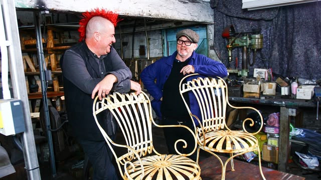 Salvage Hunters: The Restorers