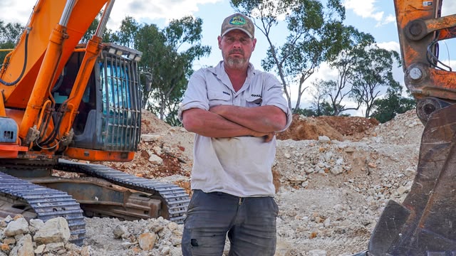 Outback Opal Hunters