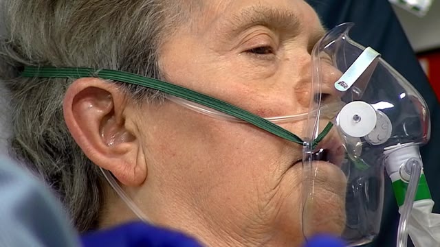 24 Hours in A&E
