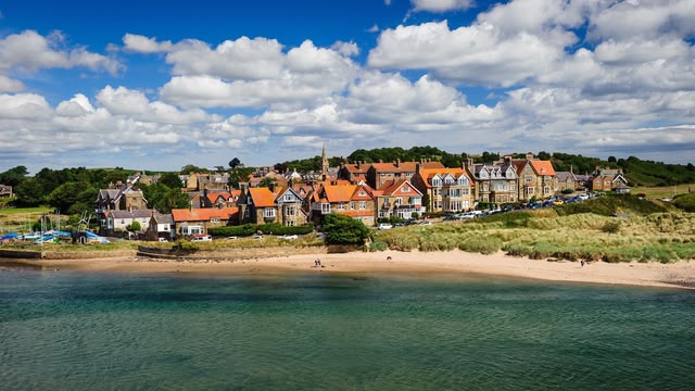 Fantasy Homes By The Sea