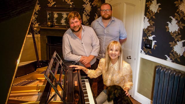 Celebrity Yorkshire Auction House