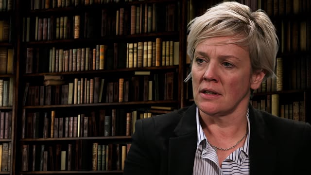 UK Crime Files: Murder at the Gate