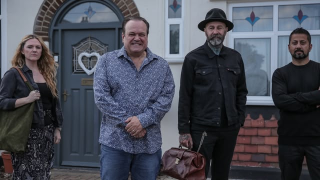 Celebrity Help! My House Is Haunted