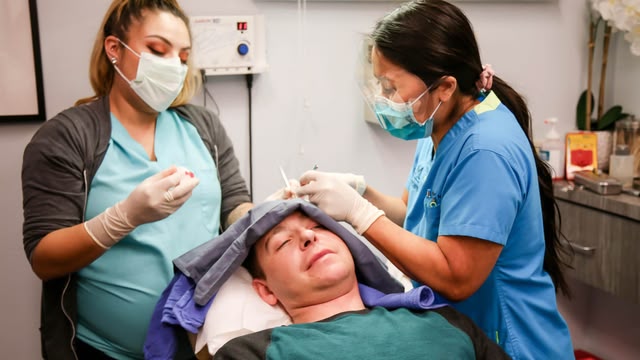 Dr. Pimple Popper