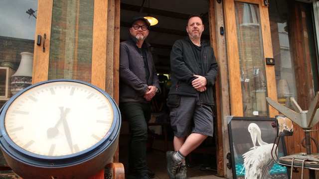 Salvage Hunters