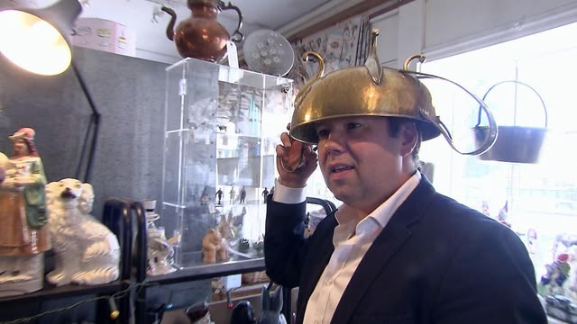 Celebrity Antiques Road Trip