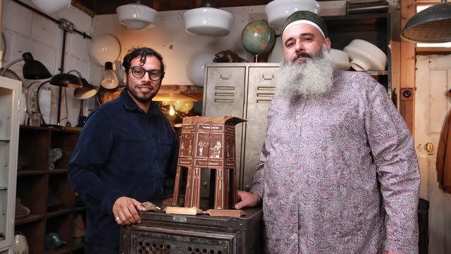Salvage Hunters: The Restorers