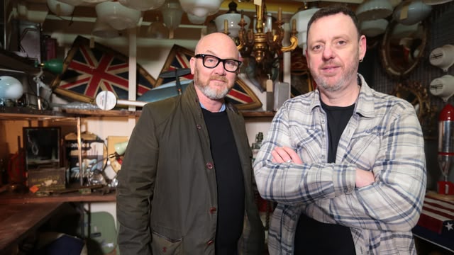 Salvage Hunters