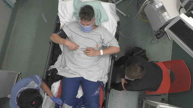 24 Hours in A&E