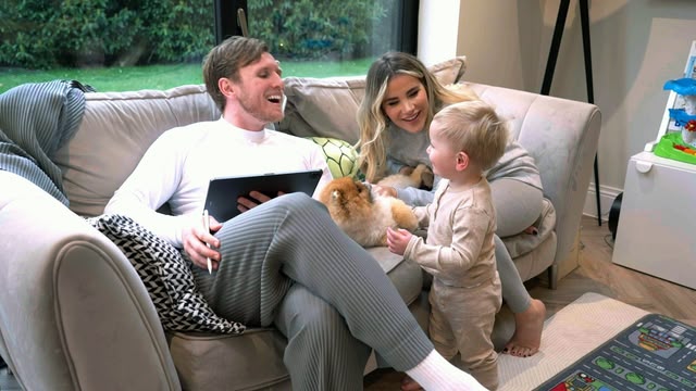 Georgia and Tommy: Baby Steps Georgia and Tommy: Baby Steps