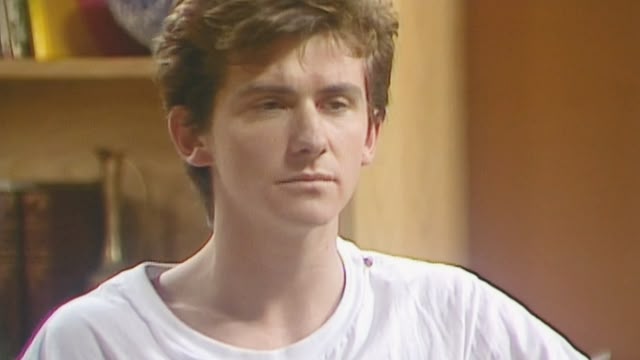 Classic Neighbours