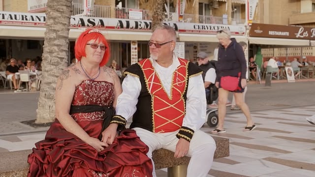 Bargain‑Loving Brits in the Sun