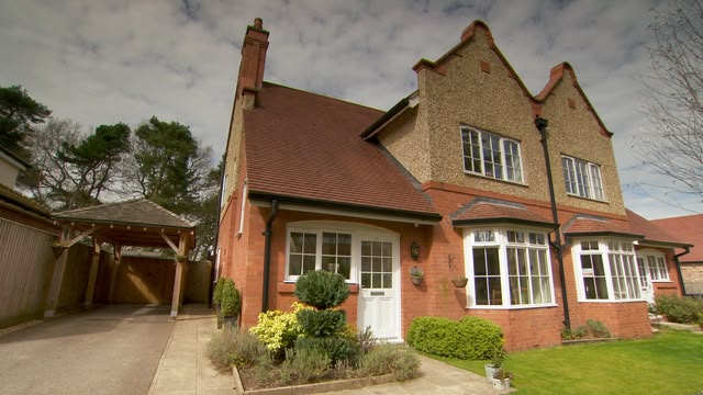 Escape To The Country