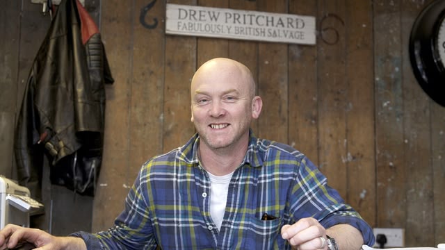 Salvage Hunters