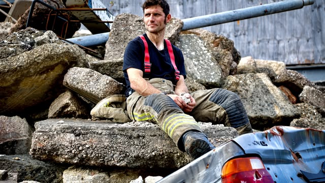 Guy Martin: Proper Jobs
