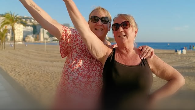 Bargain‑Loving Brits in the Sun