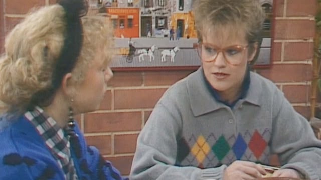 Classic Neighbours