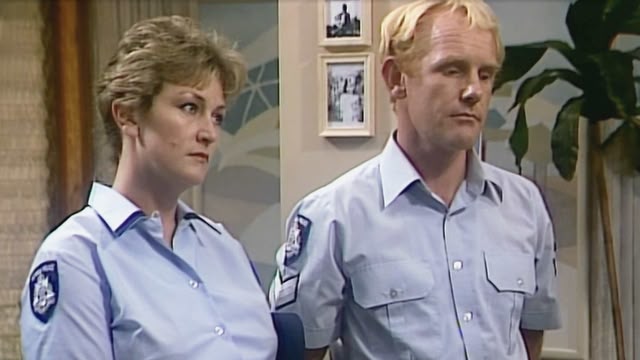 Classic Neighbours