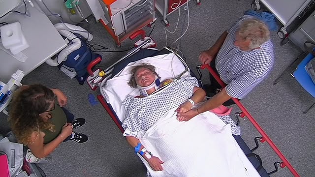 24 Hours in A&E
