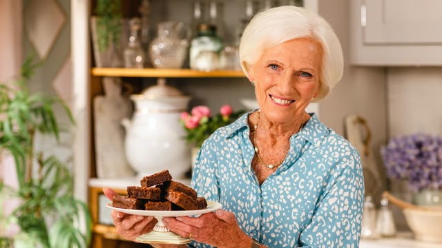 Mary Berry - Cook and Share
