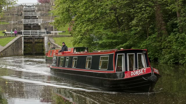 Canals: The Making of a Nation
