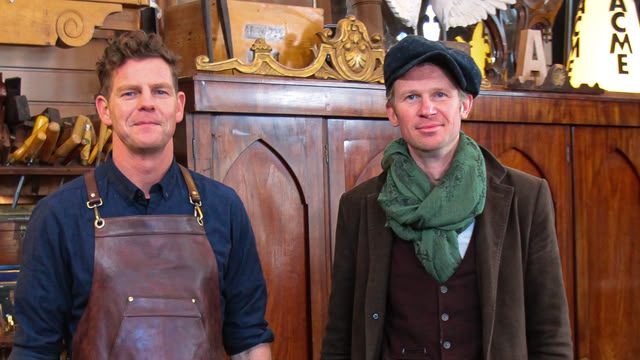 Salvage Hunters: The Restorers