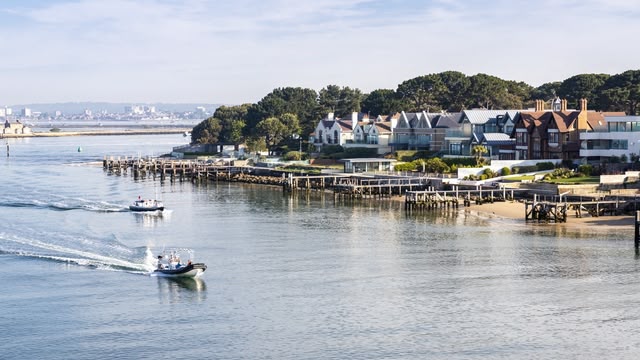 Fantasy Homes By The Sea