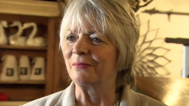 Celebrity Antiques Road Trip