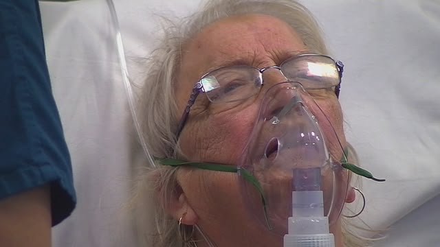 24 Hours in A&E