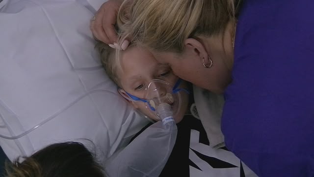 24 Hours in A&E