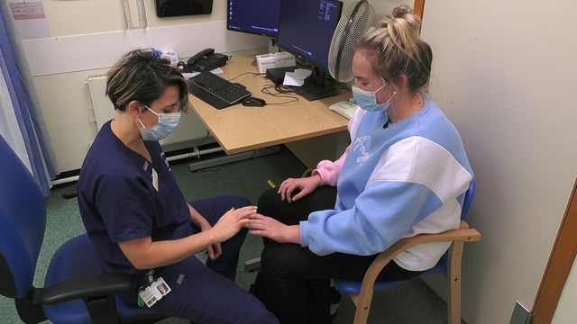 24 Hours in A&E