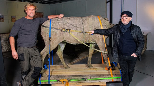 Salvage Hunters: The Restorers