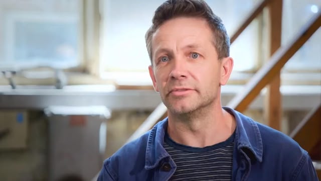 Salvage Hunters: The Restorers