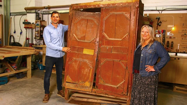 Salvage Hunters: The Restorers