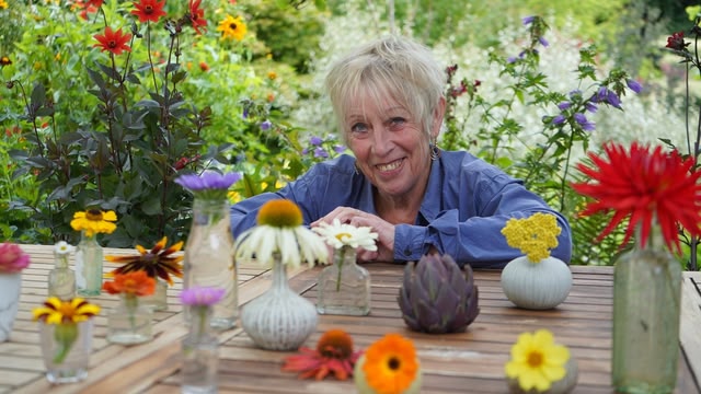 Carol Klein's Summer Gardening